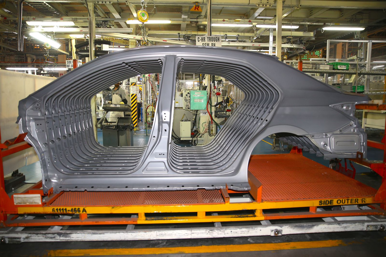 PRESS SHOP – MANUFACTURING CAR